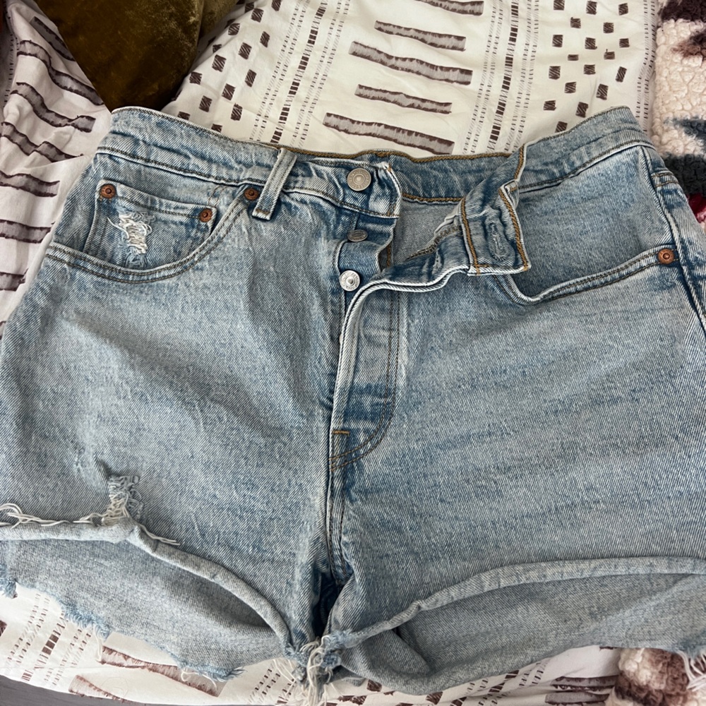 Levi's Women's High Rise Light Blue Denim Shorts